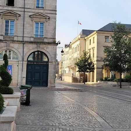 דירות Le Domremy F2 Au Coeur D'אורליאן מראה חיצוני תמונה